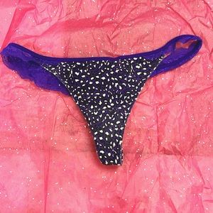 VS PINK LEOPARD THONG